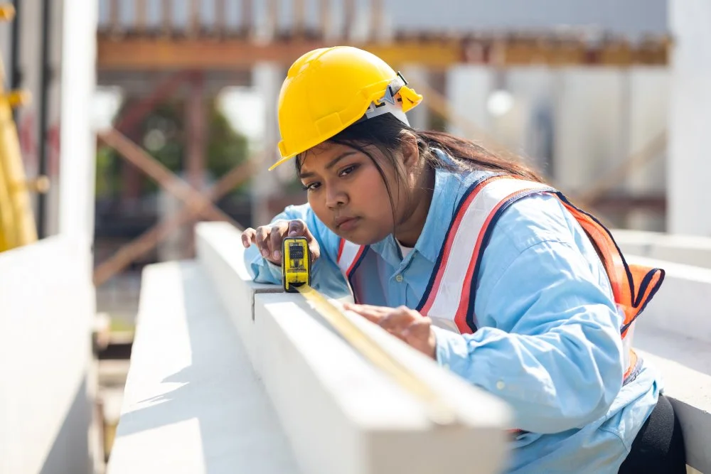 woman measuring with measuring tape